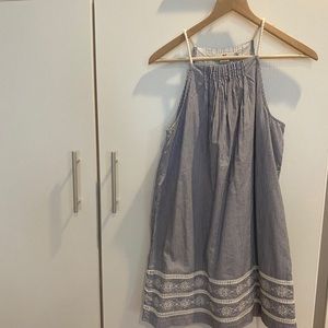 Vineyard vines dress
